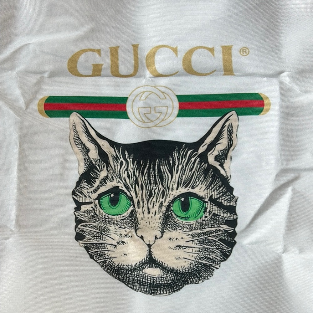 White Tote with Cat Design - Picture 2 of 7